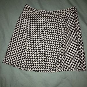 Black and white pattern skirt